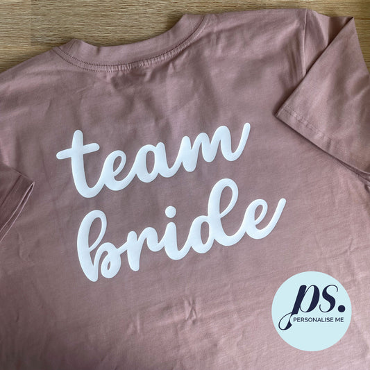 Team Bride T-Shirt (Pink Italic)